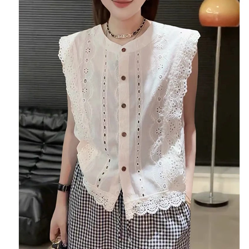 无袖蕾丝花边镂空小衫 夏季新款气质减龄休闲百搭上衣马甲 20706