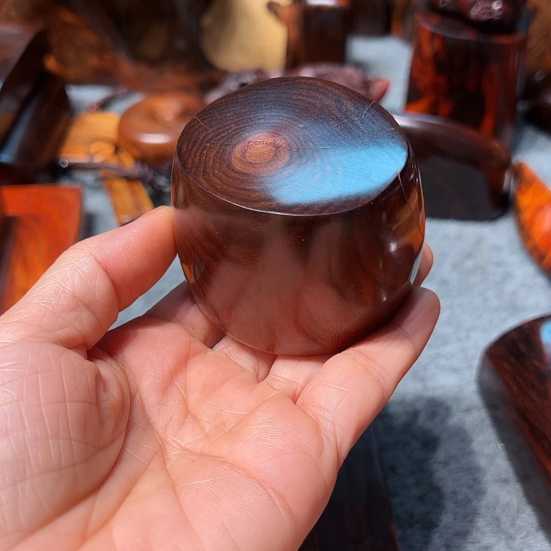 交趾黄檀（大红酸枝）太*