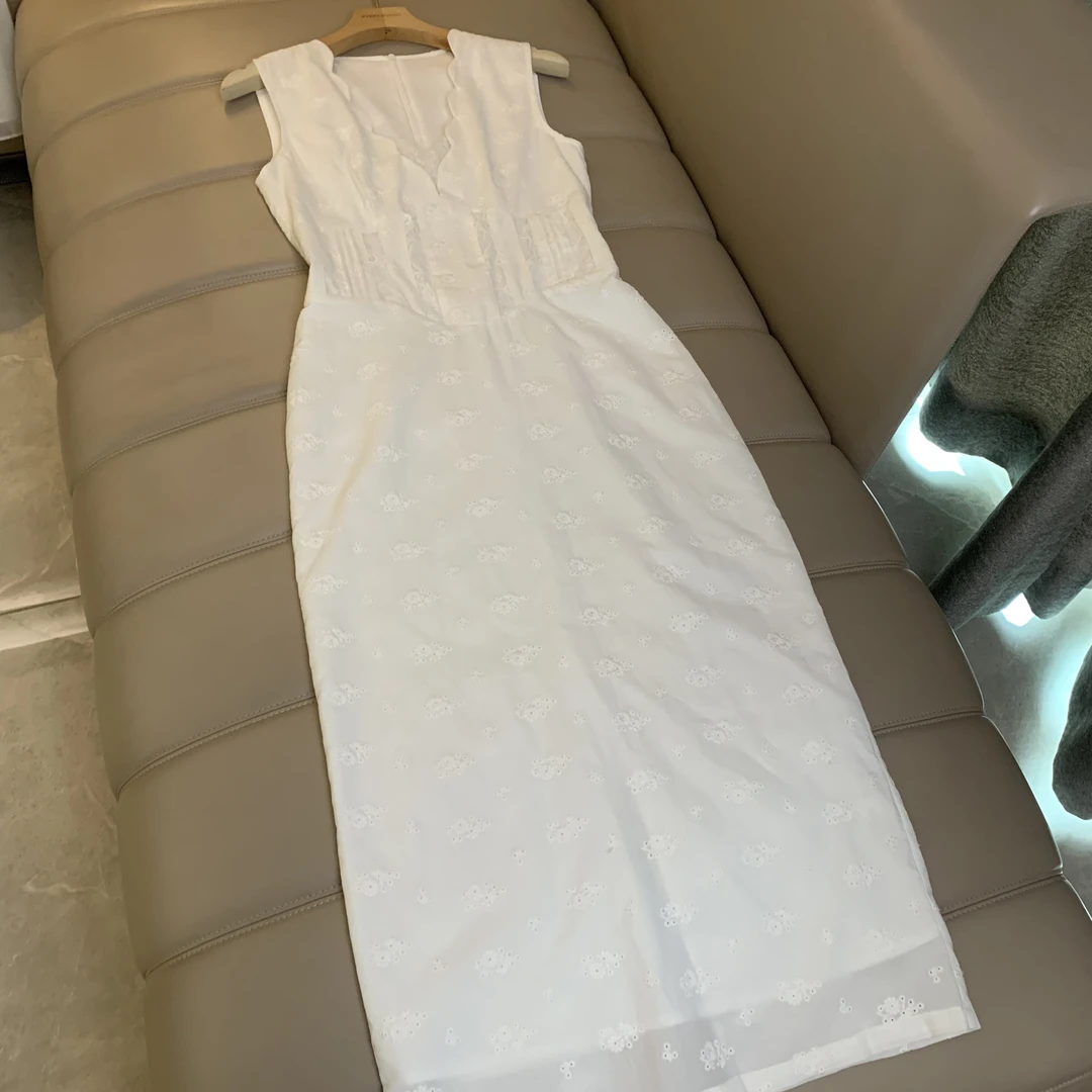 设计师白色无袖小花连衣裙
