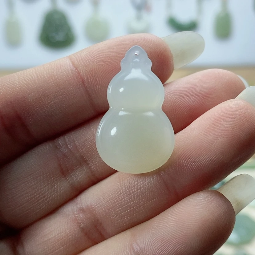 【闪购商品】颈饰未镶嵌和田玉
