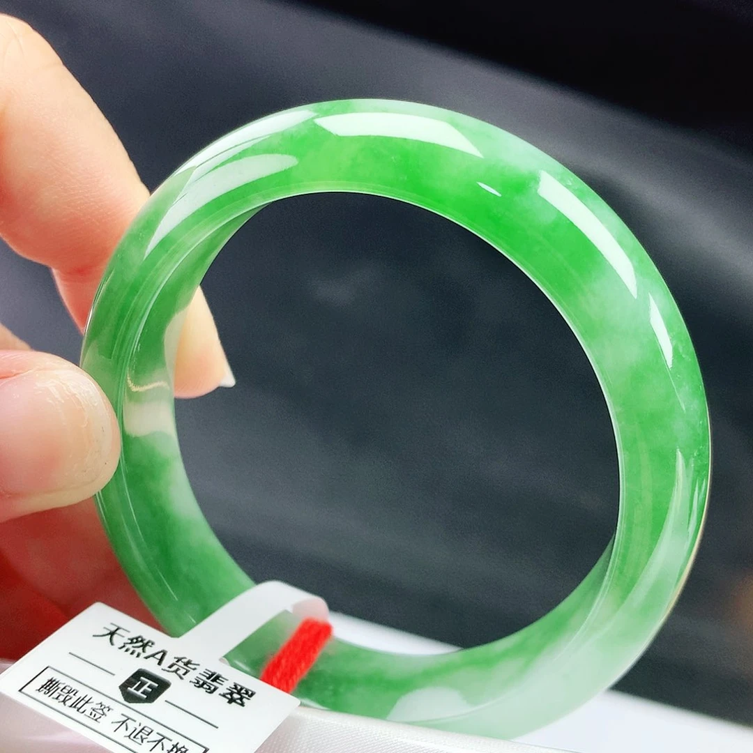 未镶嵌手镯翡翠56贵妃