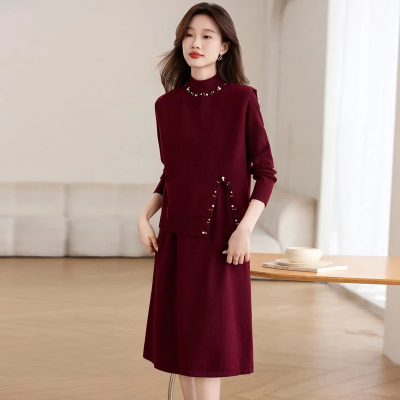 2025秋冬新款时尚套装裙钉珠羊毛针织马甲两件套毛衣针织连衣裙女
