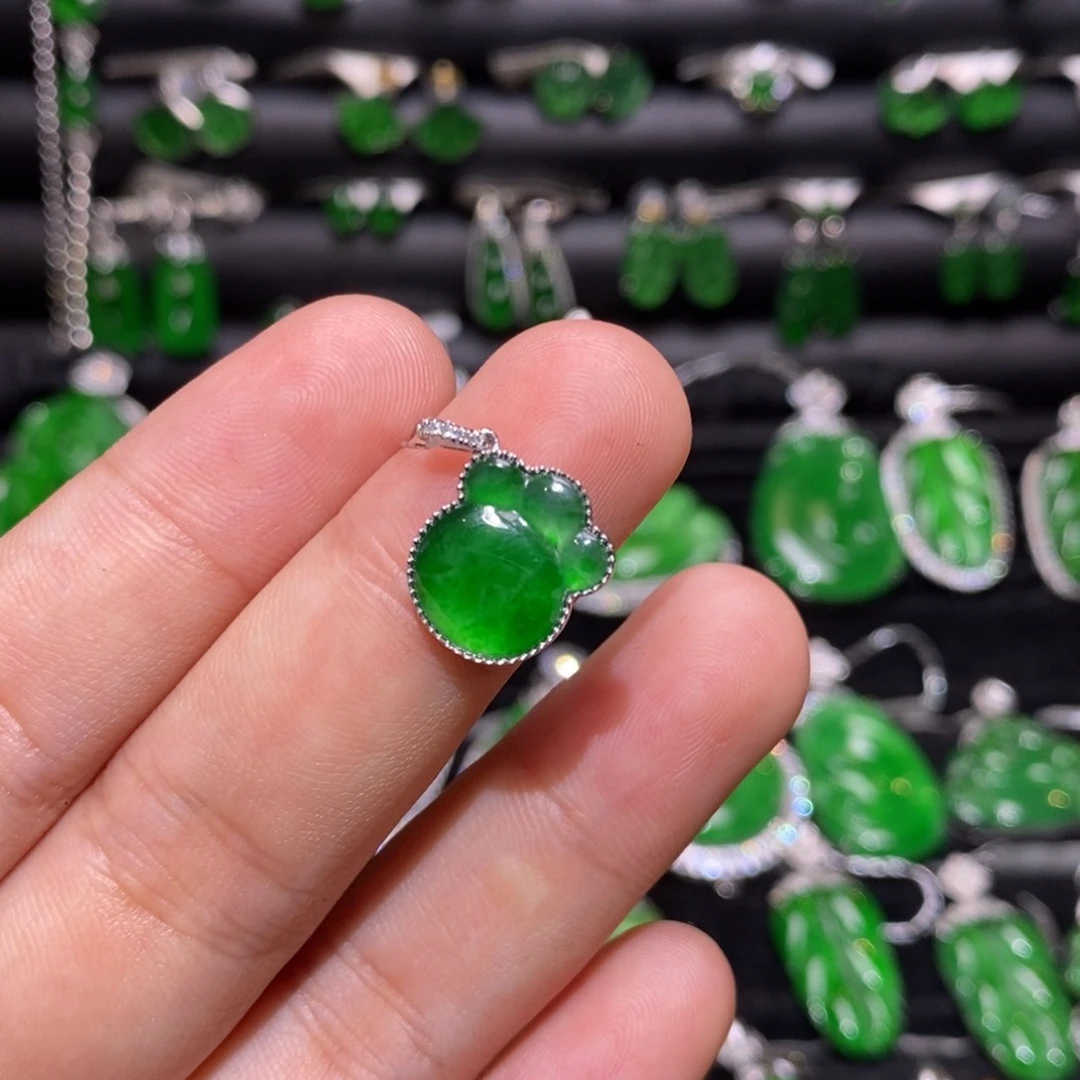 翡翠18K金镶嵌吊坠(不含链)天然翡翠