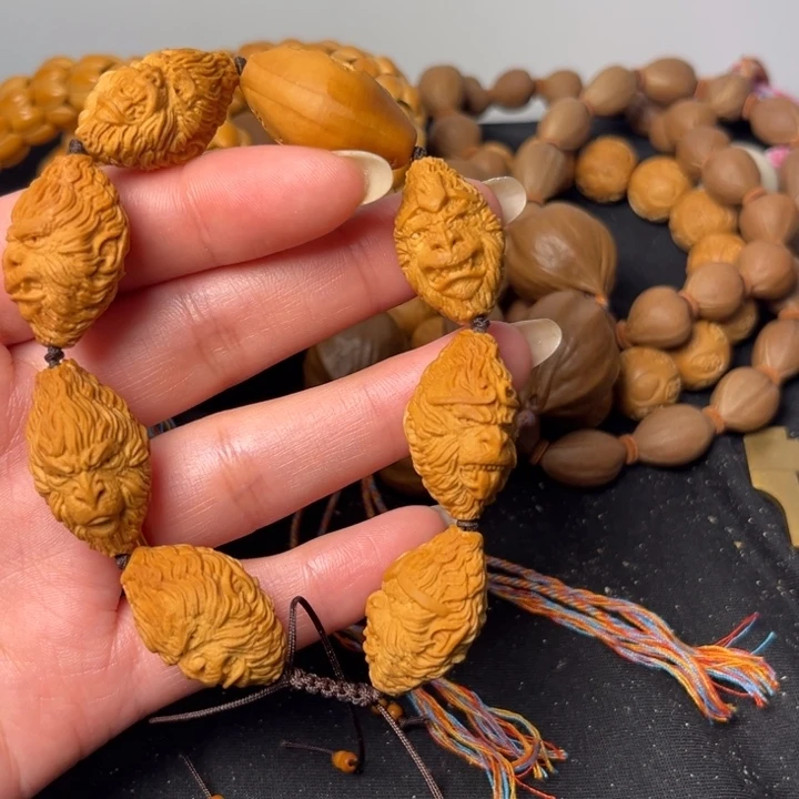 手串橄榄核齐天大圣