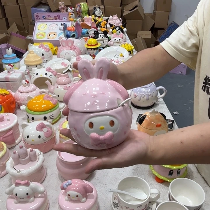 瓷片我在外面吃饭呢你在