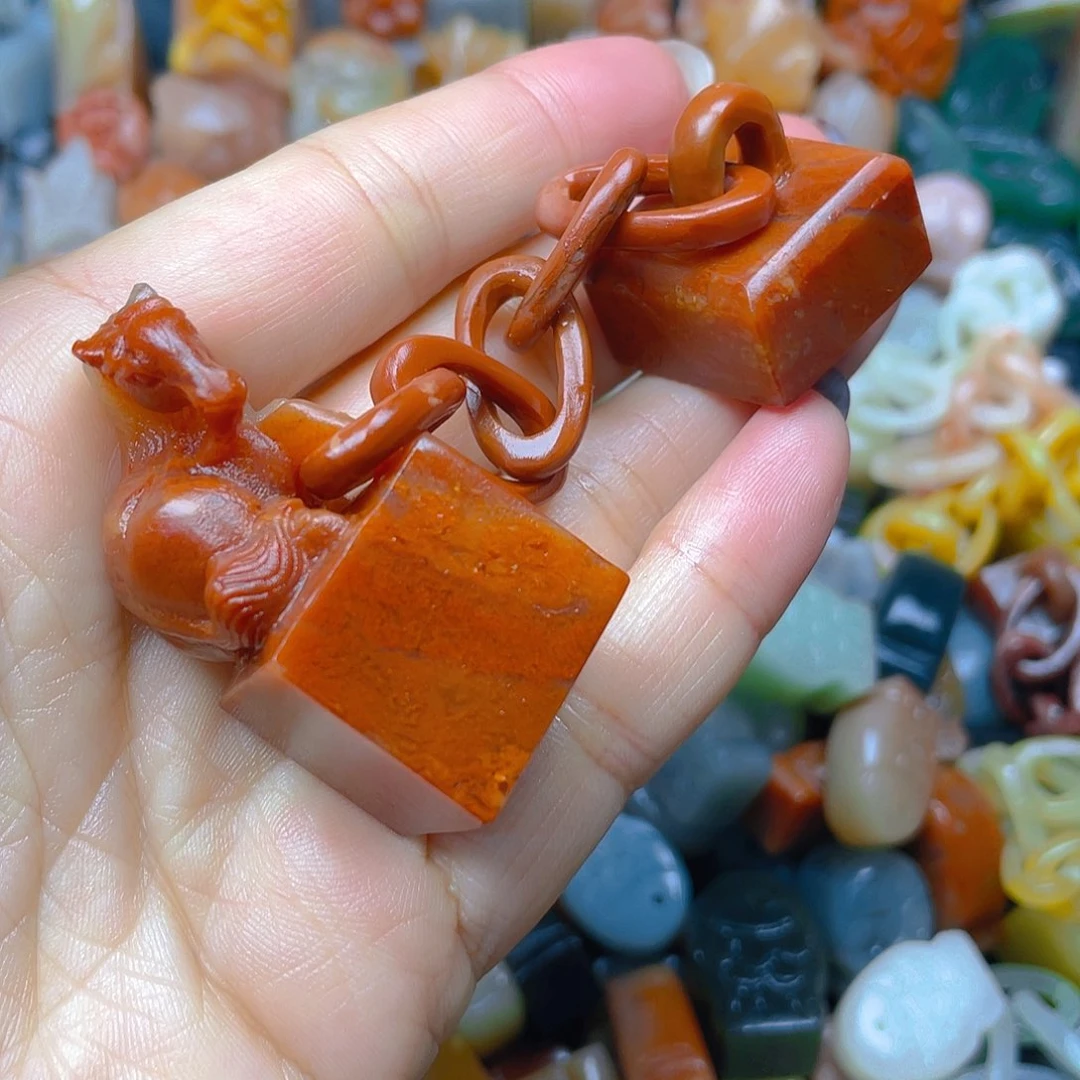 青田石印石朱砂冻