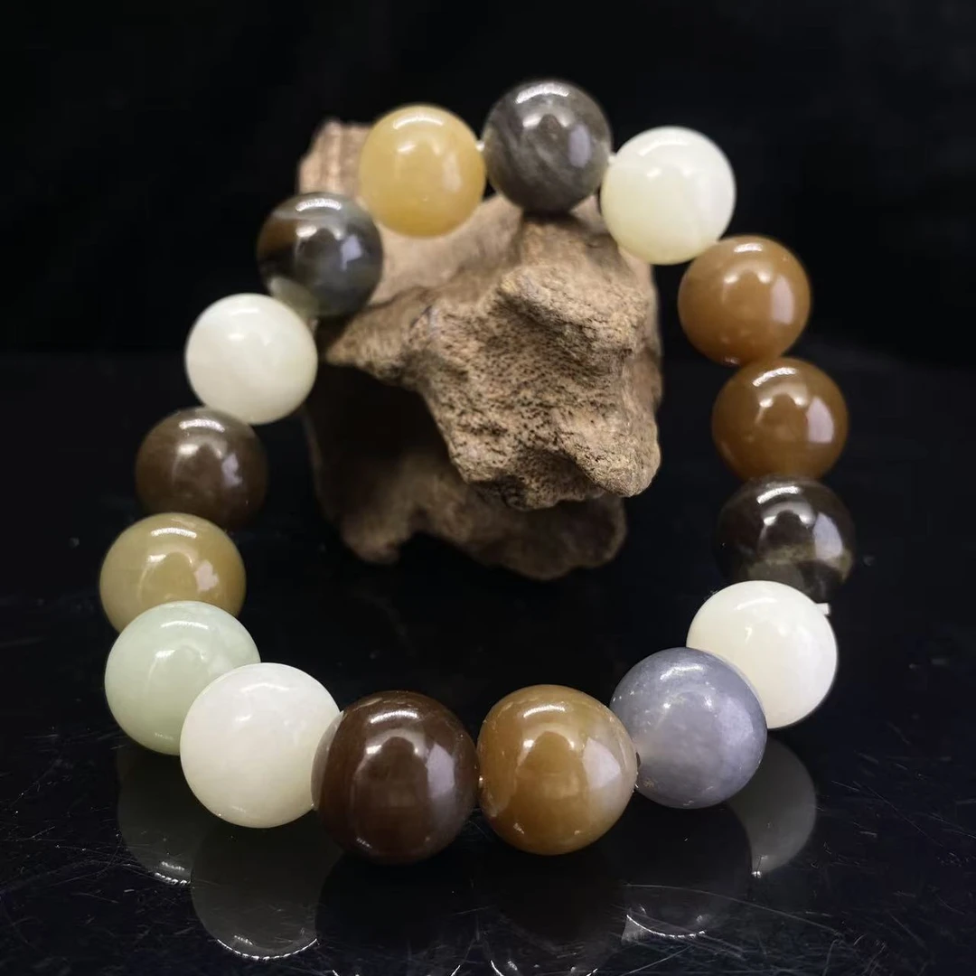 A1931 和田玉手串 QQ825009