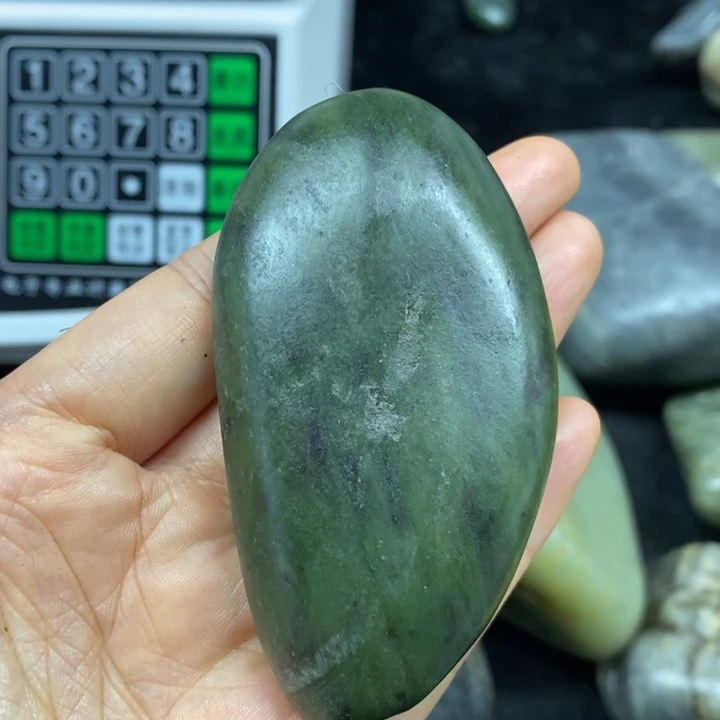 未镶嵌和田玉（糖玉）挂件