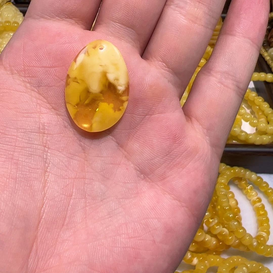 裸石蜜蜡未镶嵌小牌子