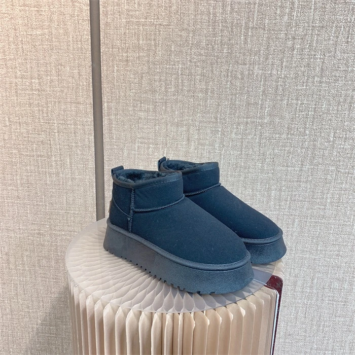 EX426     黑色短筒加绒冬款雪地靴