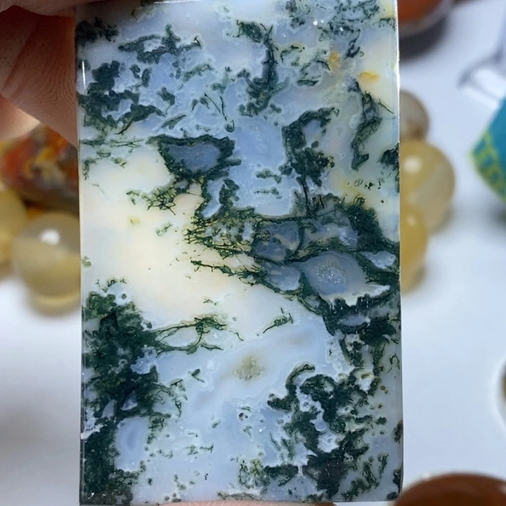 玛瑙/玉髓颈饰未镶嵌侯*