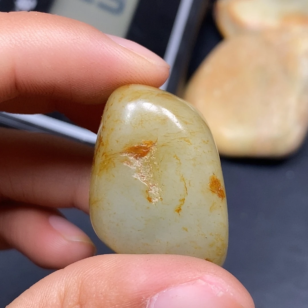 和田玉（糖玉）未镶嵌挂件