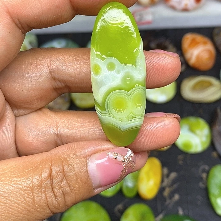 花眼玛瑙奇石饰品
