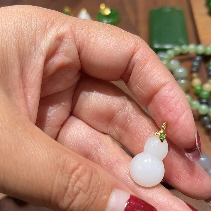 语***墨和田玉银S925镶嵌颈饰