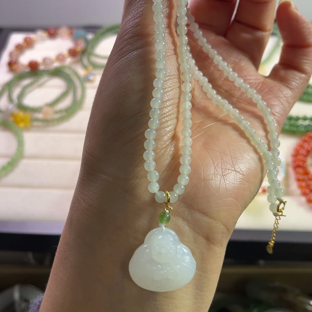 和田玉吊坠未镶嵌