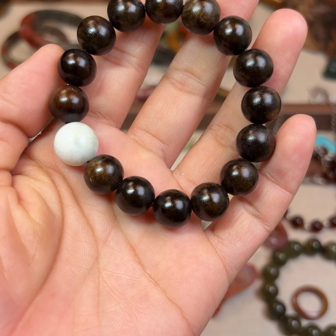 南红玛瑙手链未镶嵌