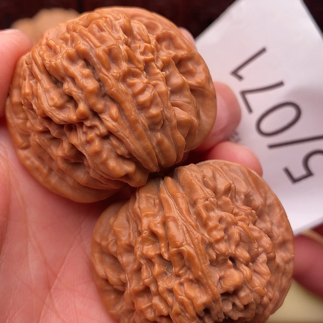 沉***8把件文玩核桃41汉高楼