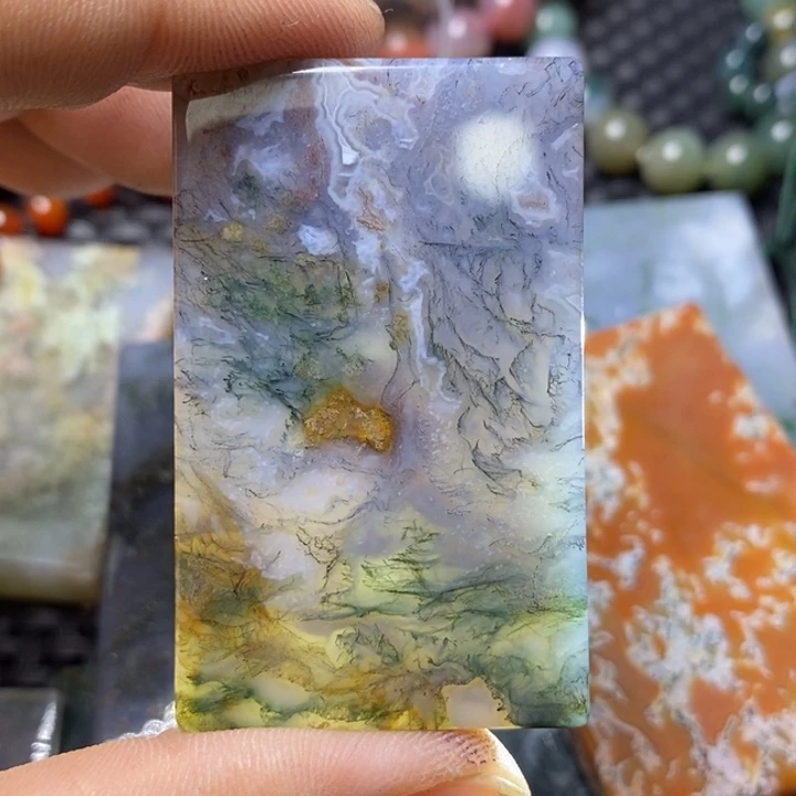 玛瑙/玉髓颈饰未镶嵌达*席