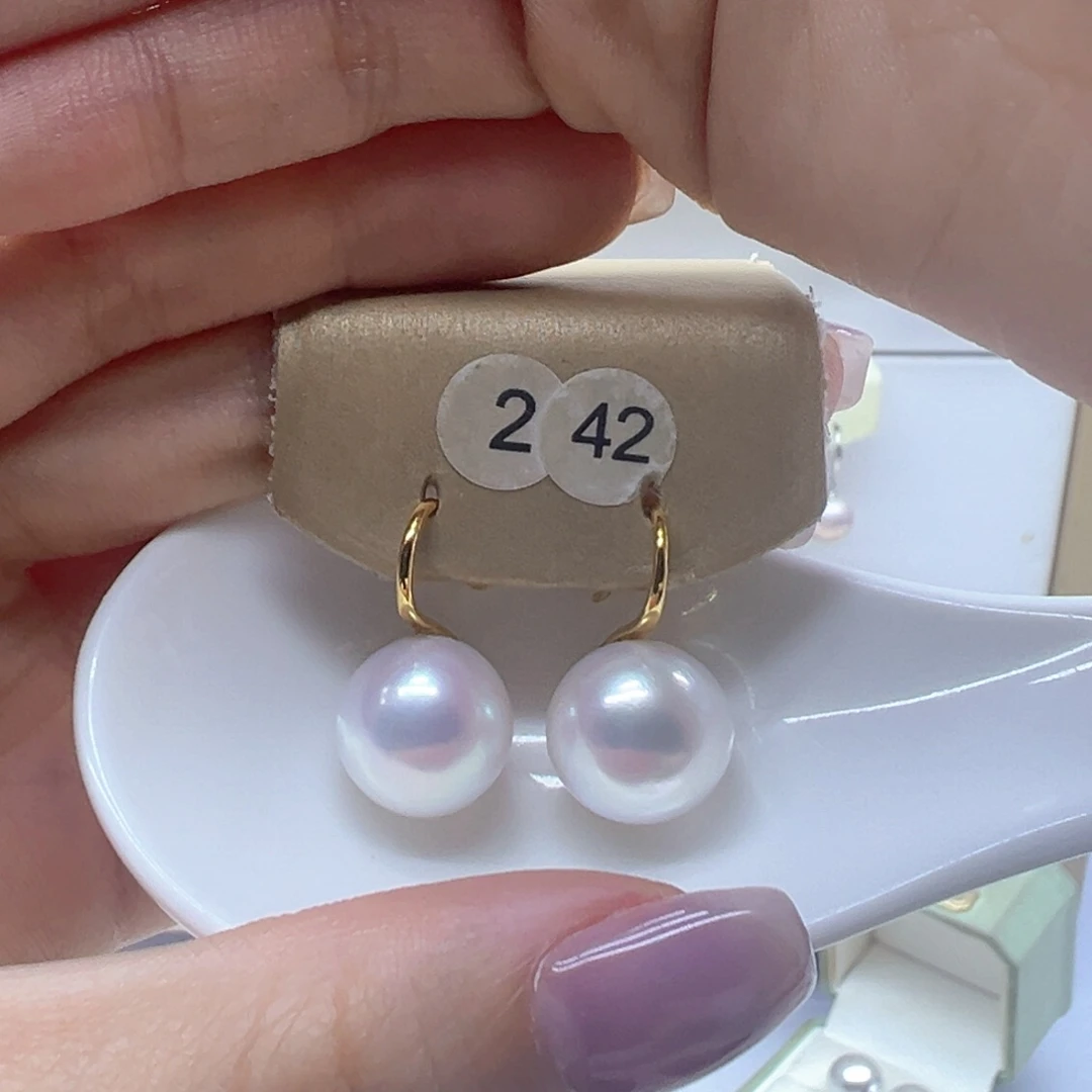 银S925镶嵌淡水珍珠耳饰