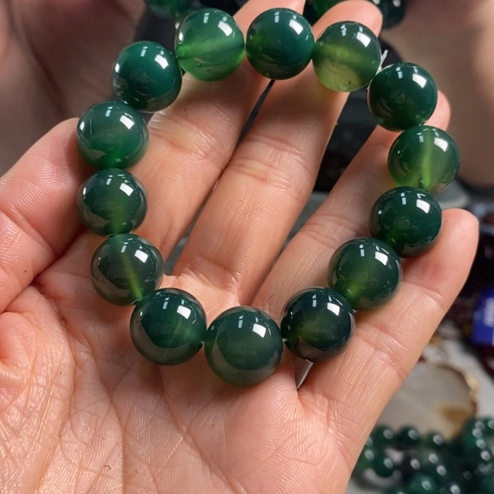 玛瑙/玉髓手串未镶嵌