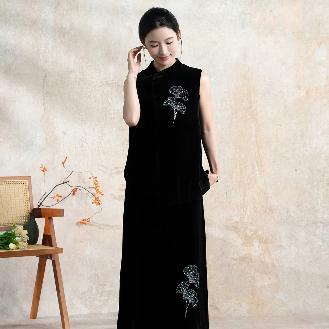 华裳格【风信子】新中式手工钉珠真丝丝绒气质马甲半裙套装HS1644