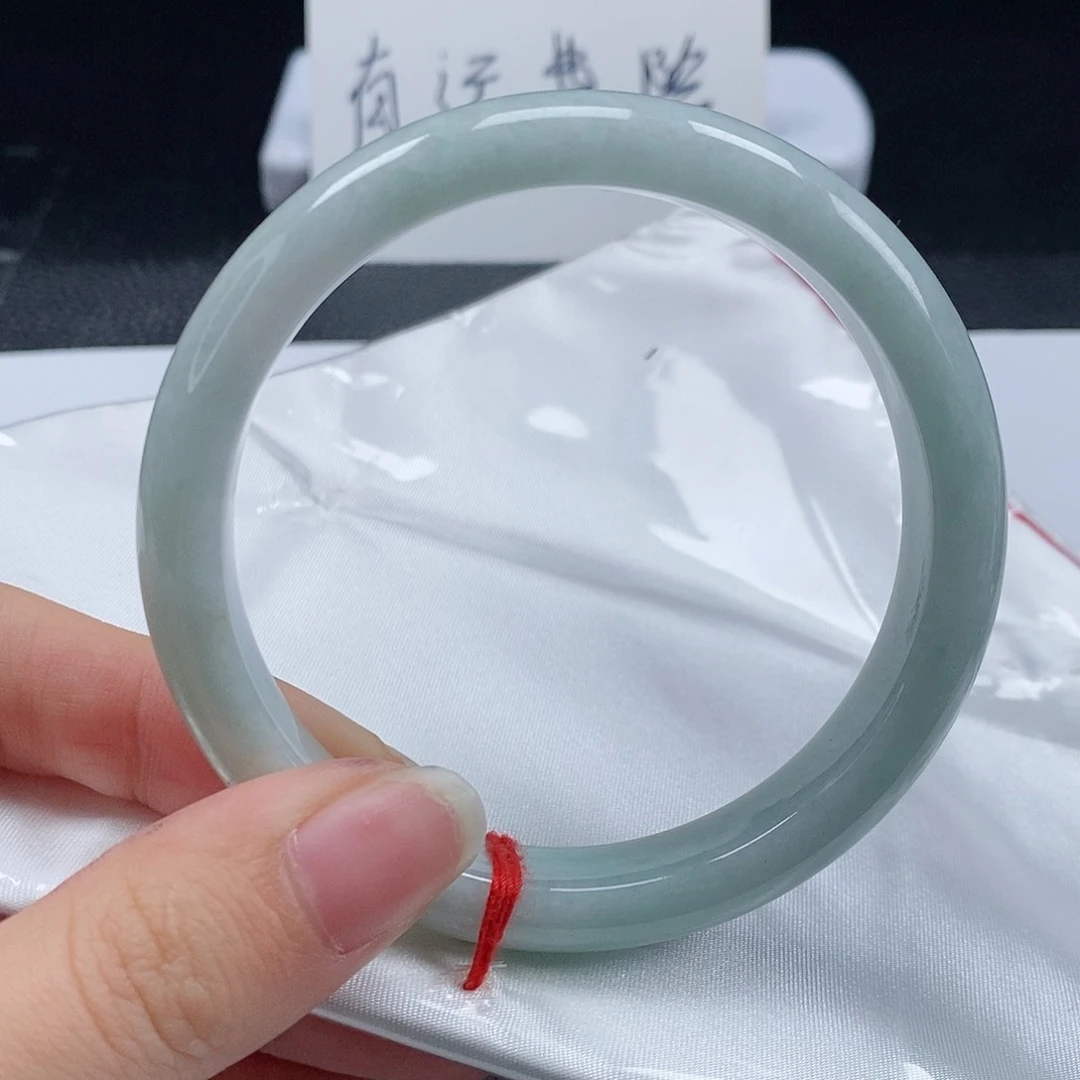 【闪购商品】翡翠手镯未镶嵌258号
