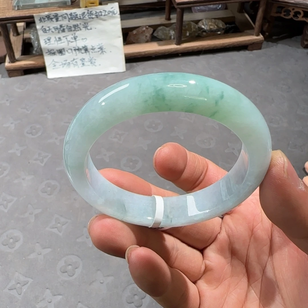 翡翠未镶嵌手镯53.6圈口