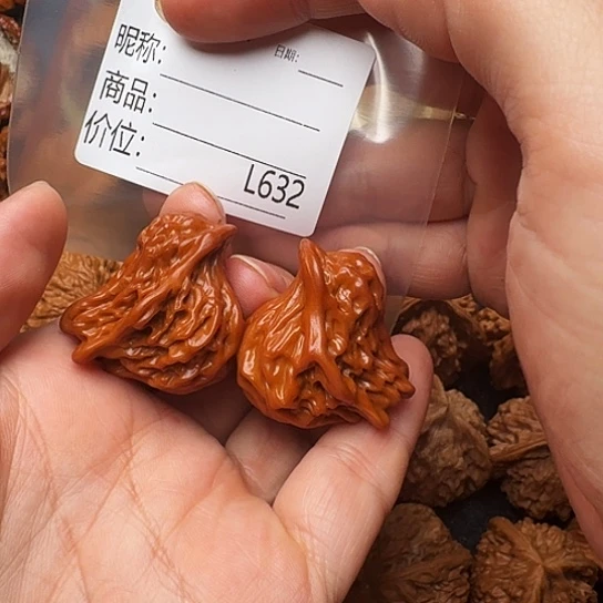 z***y把件文玩核桃富贵吉祥鸟