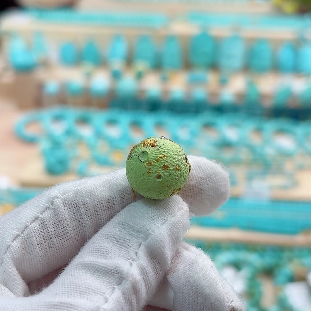 绿松石未镶嵌珠宝奇石15.5