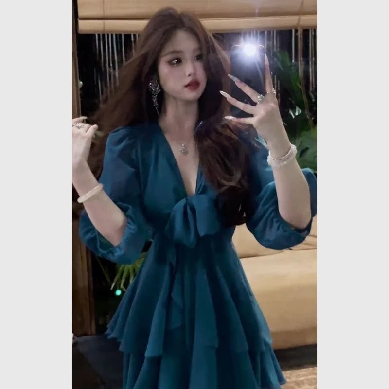 孔雀蓝雪纺连衣裙沙滩裙女海边度假超仙2025初夏穿搭法式绝美裙子