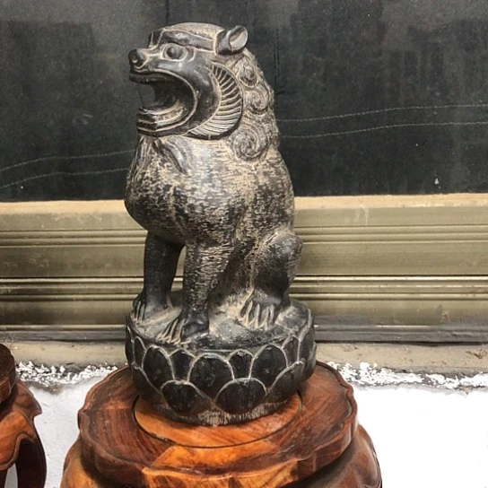 有机玻璃狮子摆件一个漂亮完整