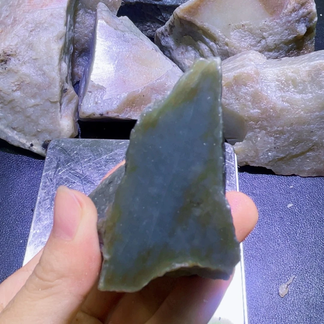 未镶嵌和田玉珠宝半成品