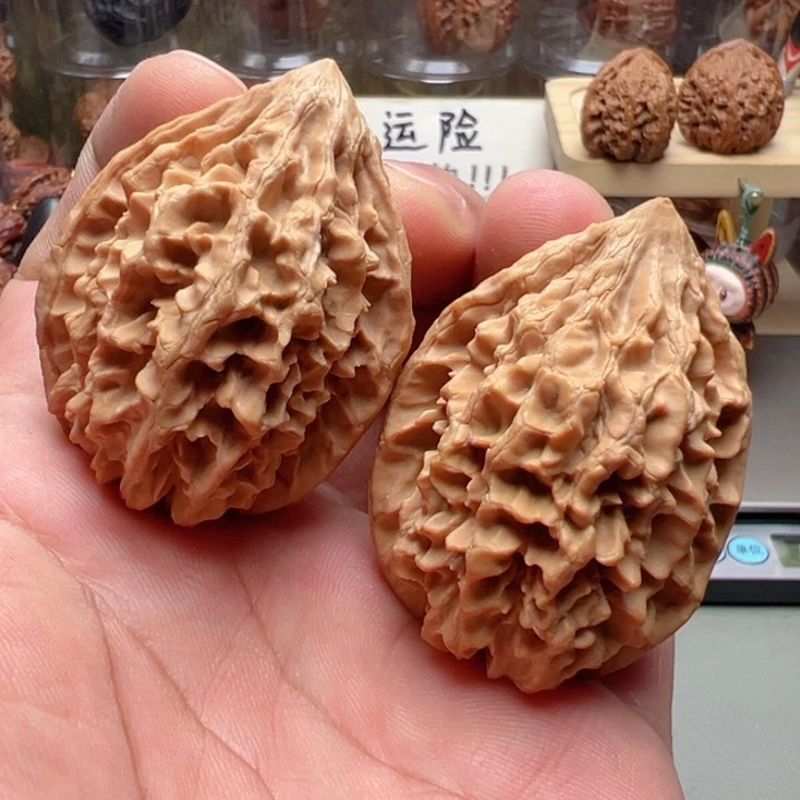 文玩核桃吊坠39尺全品招财鼠