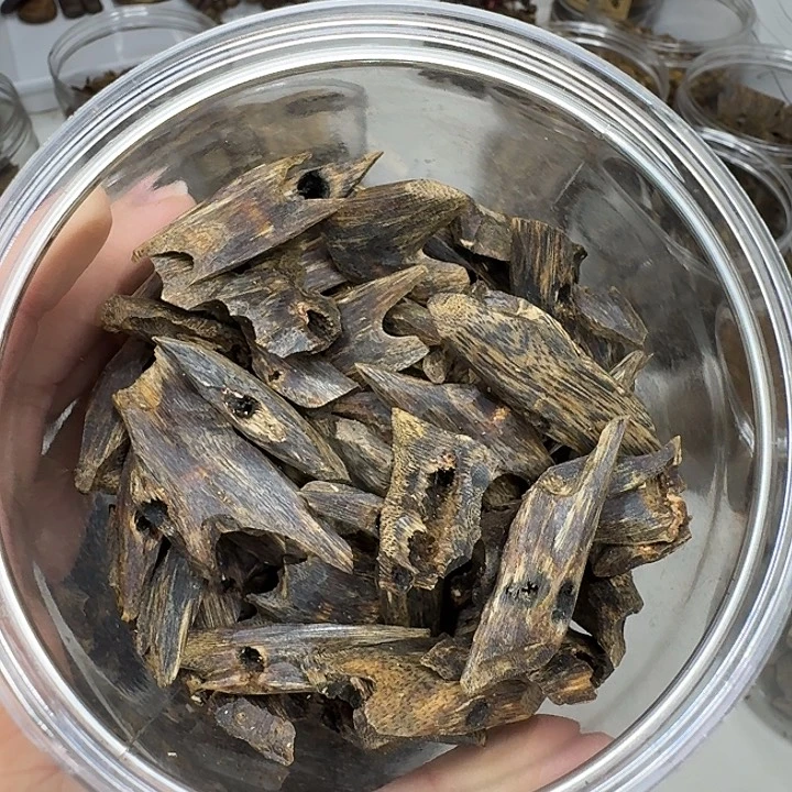 特***昂乌身圆叶碎料82克熏香料