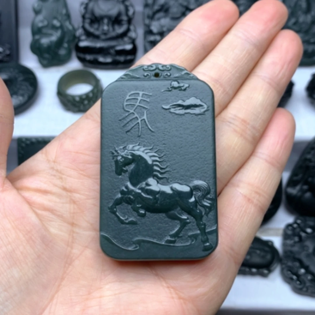 【闪购商品】和田玉颈饰未镶嵌双面雕刻