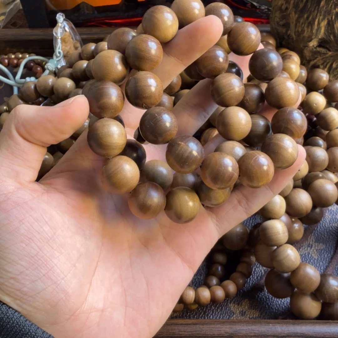 檀香木手串/手链1.5瑕疵