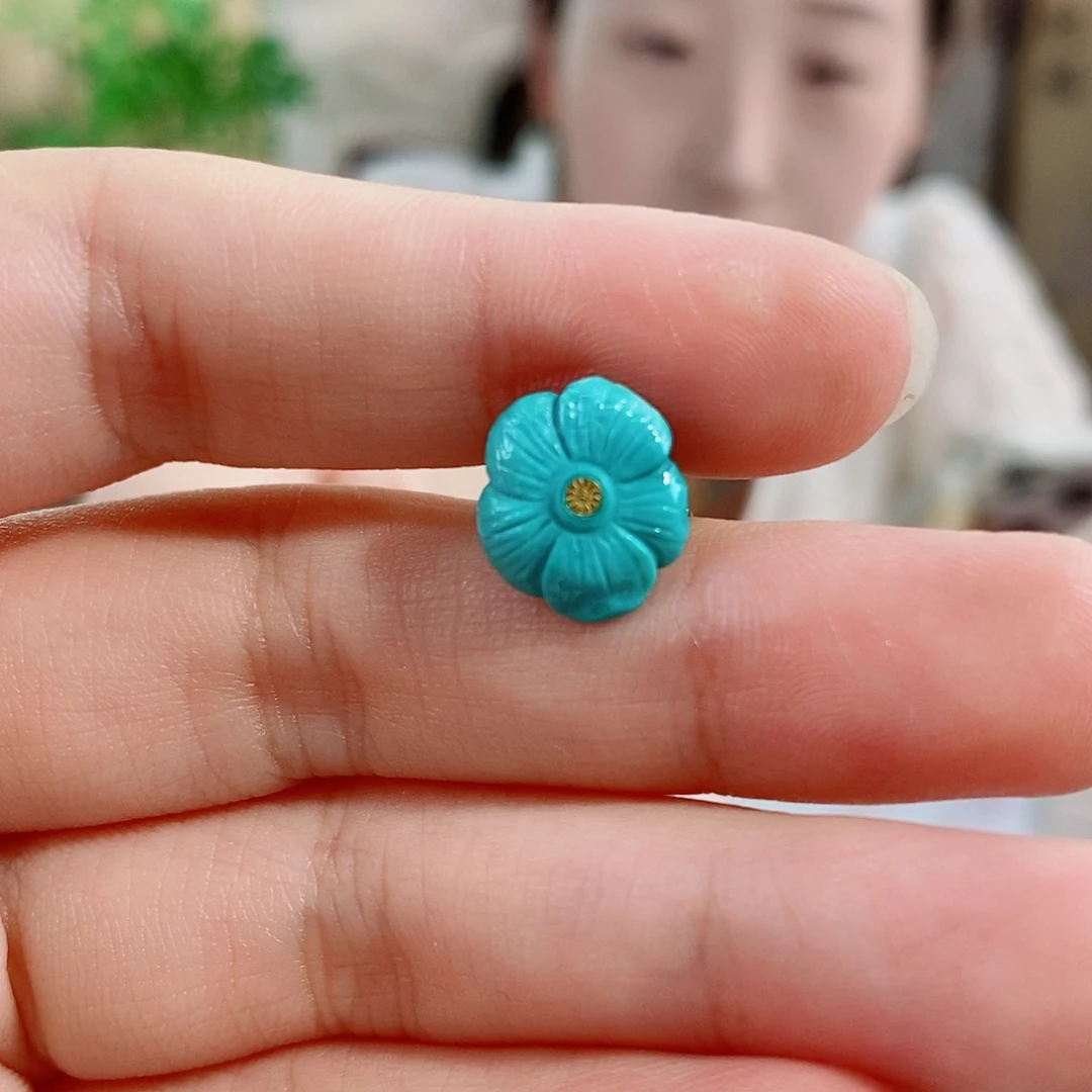 未镶嵌绿松石珠宝奇石