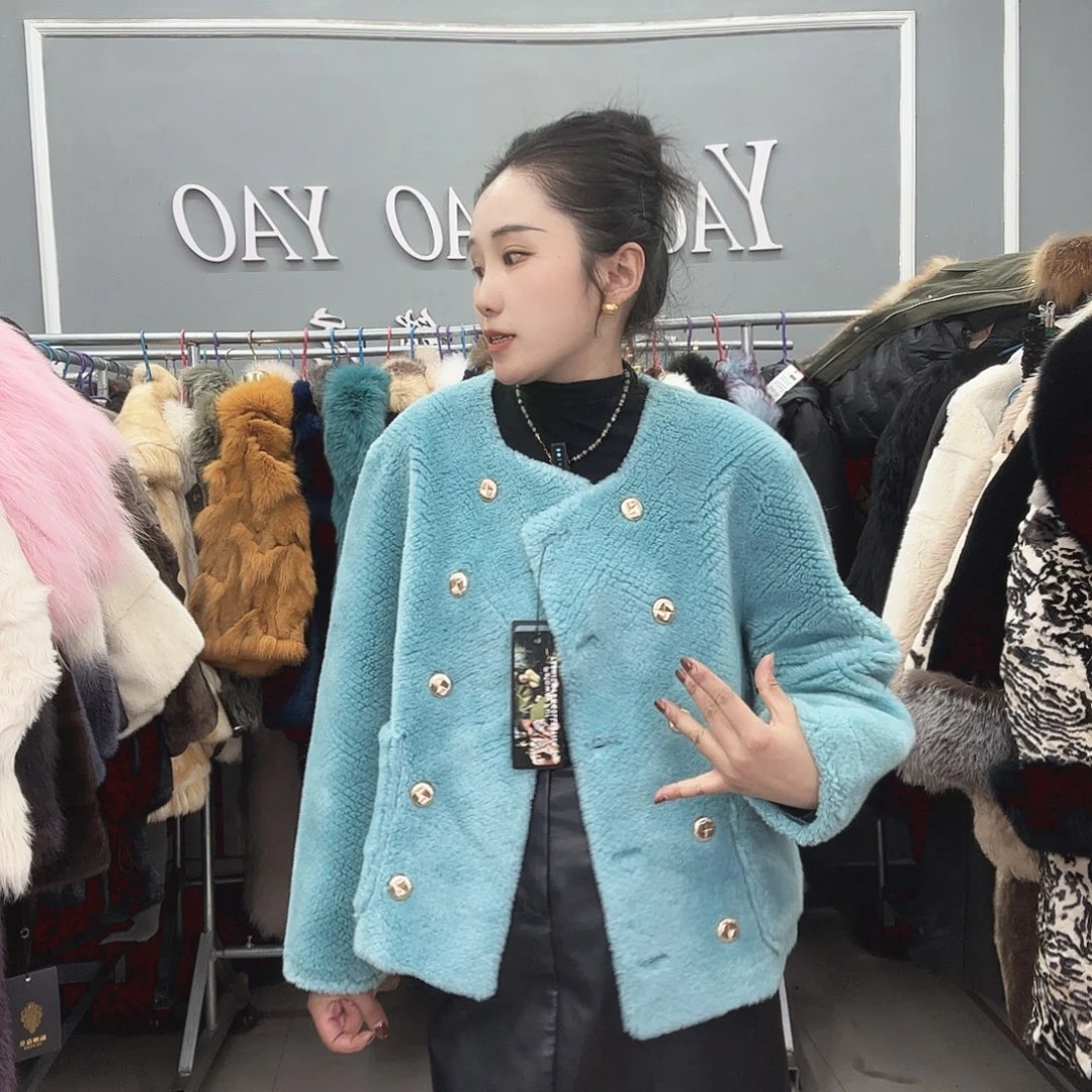 姚小妖家高端皮草