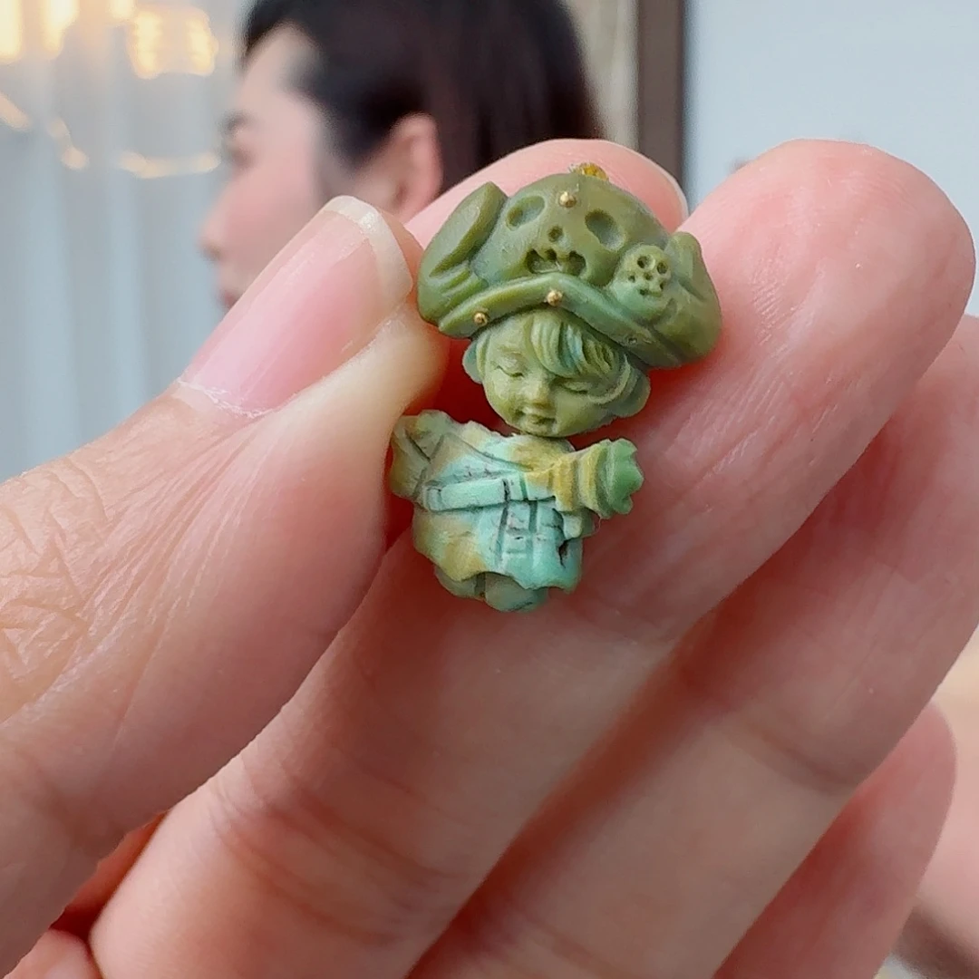 绿松石未镶嵌珠宝奇石