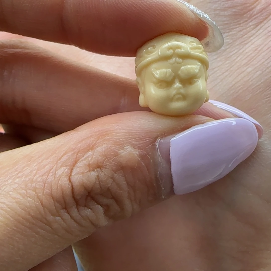 石英质玉颈饰未镶嵌祥****ق