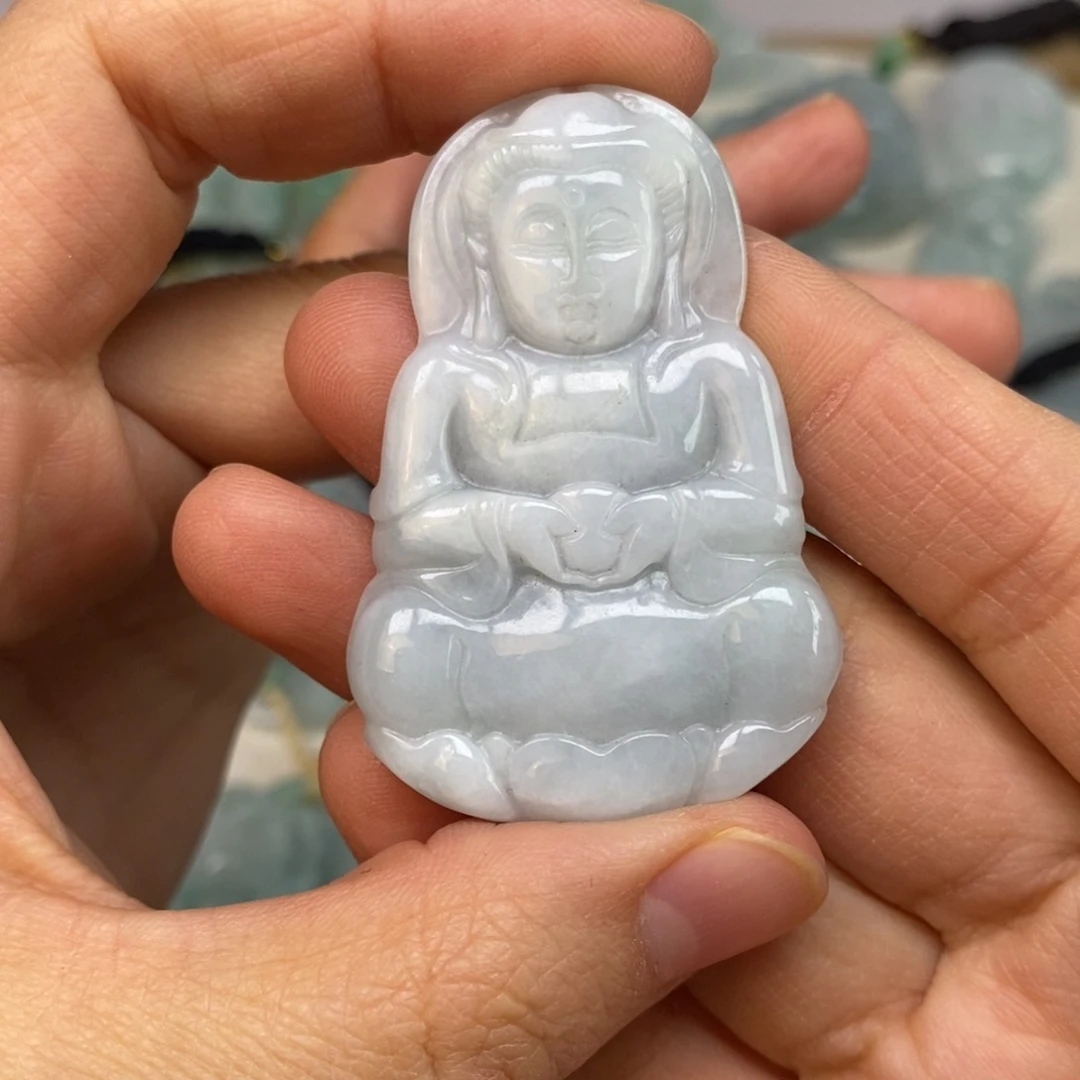 翡翠颈饰未镶嵌观音