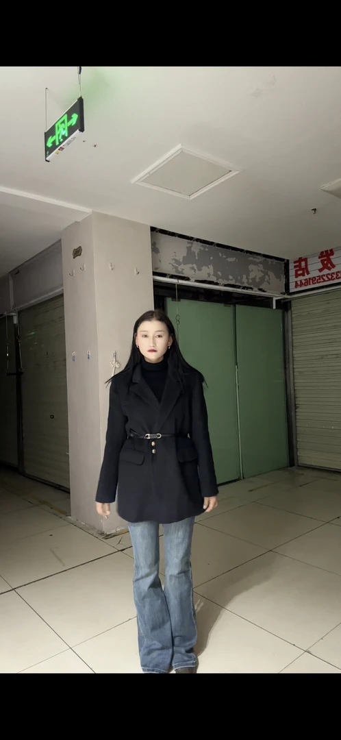 妮子西装外套中长款