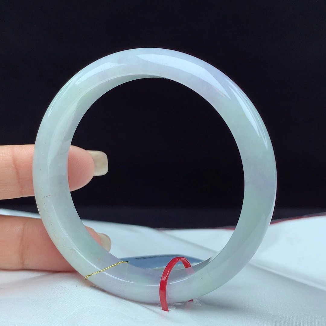 翡翠手镯未镶嵌56圈 0239