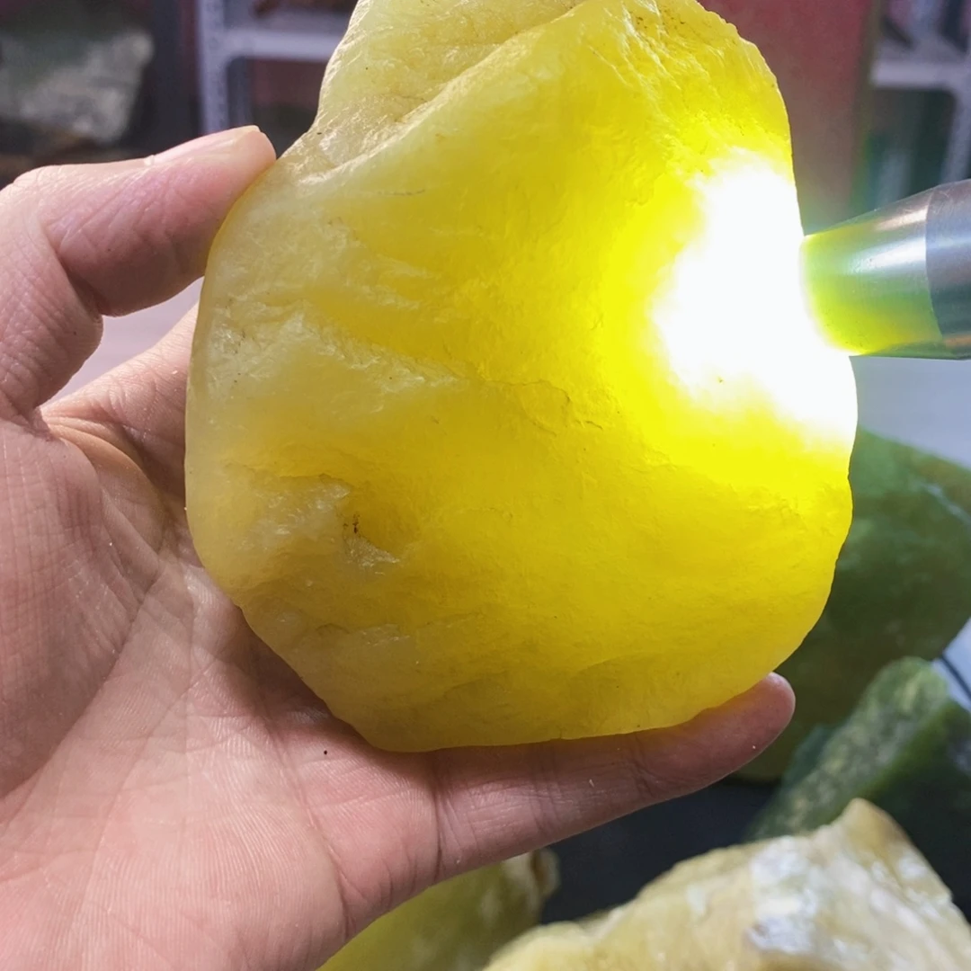 蛇纹石玉未镶嵌岫玉原石蛇纹石玉