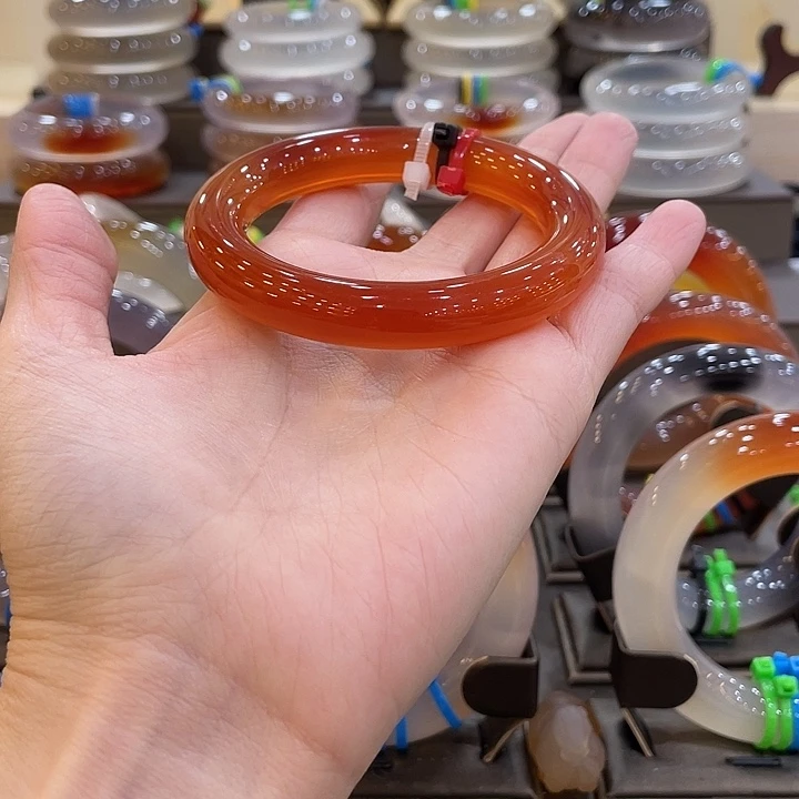 玛瑙/玉髓未镶嵌手镯17