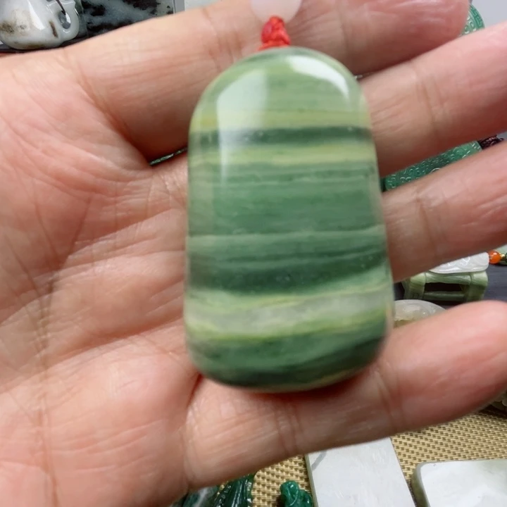 独山玉未镶嵌珠宝半成品
