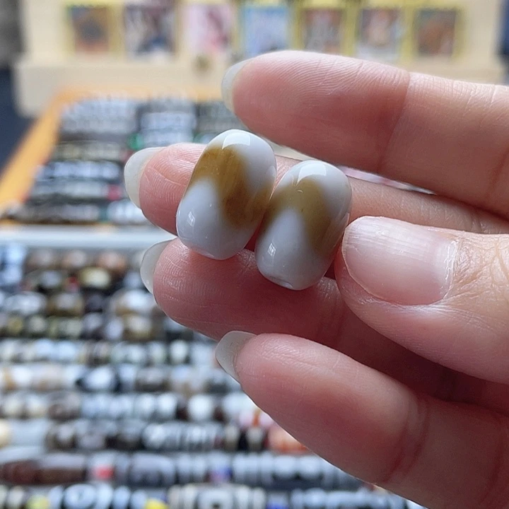 玛瑙/玉髓颈饰未镶嵌85