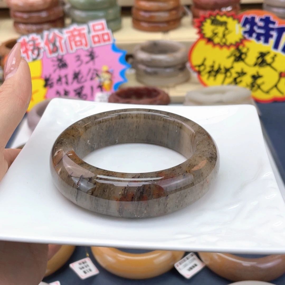 【闪购商品】石英质玉手镯未镶嵌蕙****y