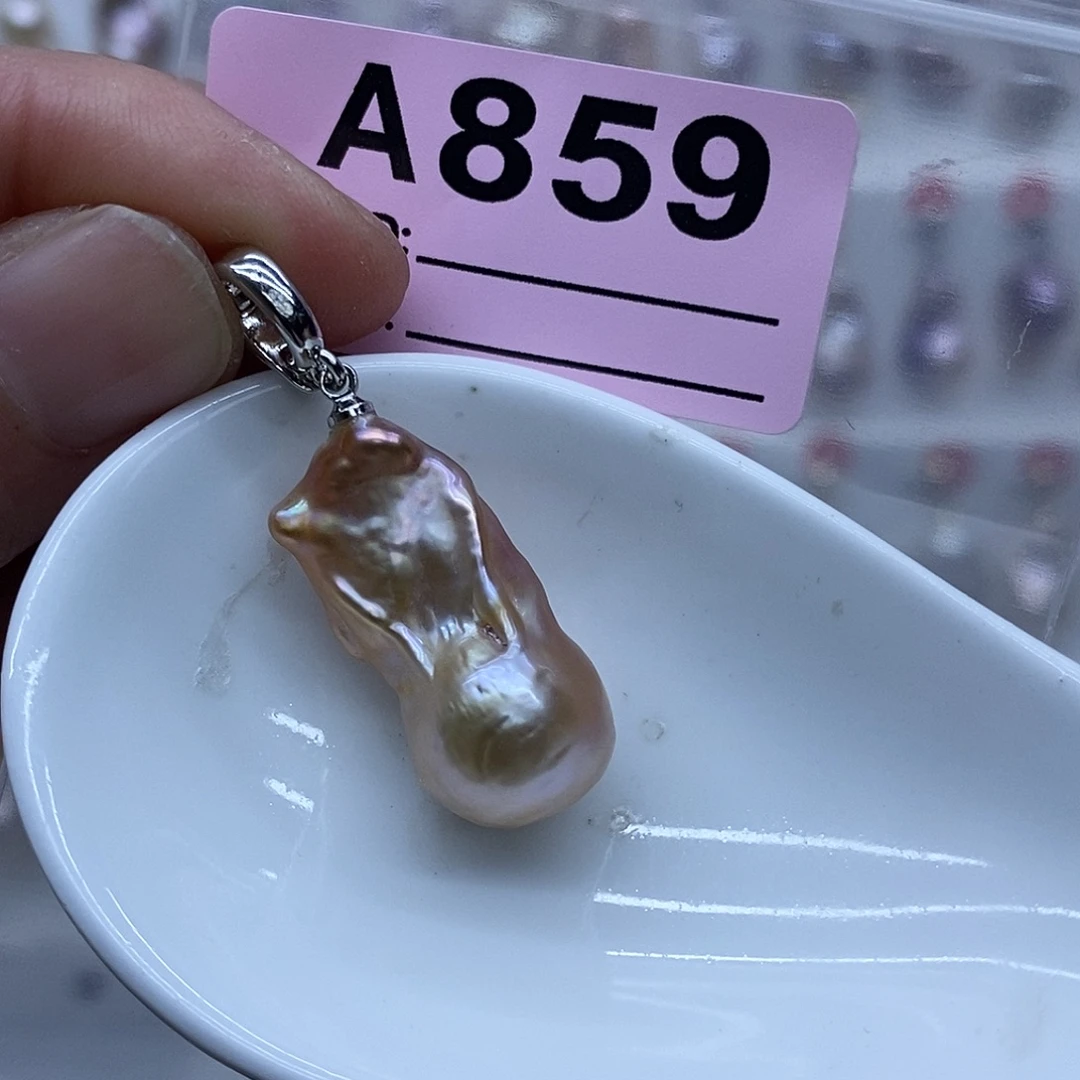 未镶嵌颈饰淡水珍珠