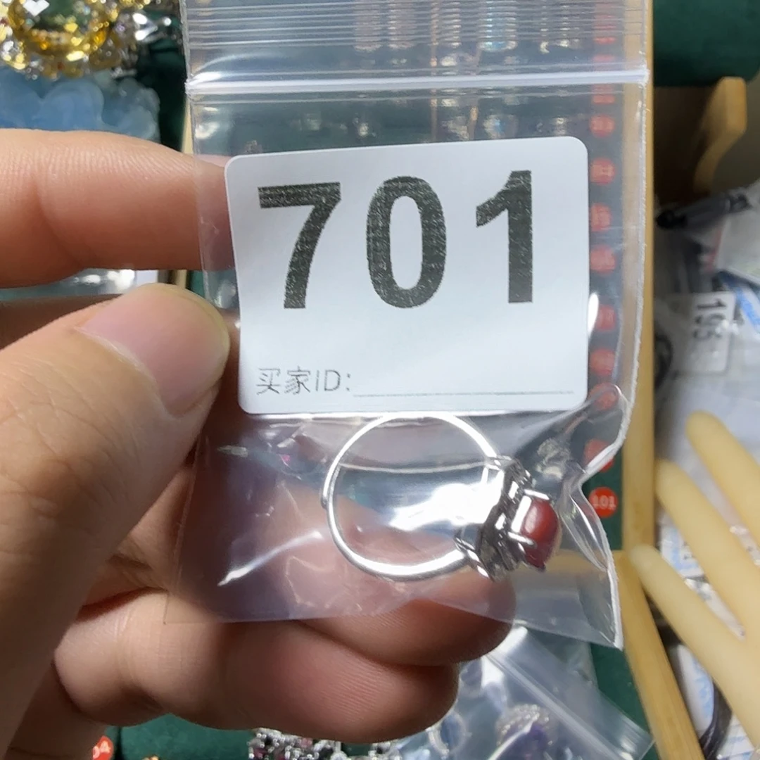 不***噎石英质玉银S925镶嵌戒指